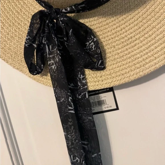 Nine West Cream Sun Hat with Black Trim NEW - Picture 4 of 7